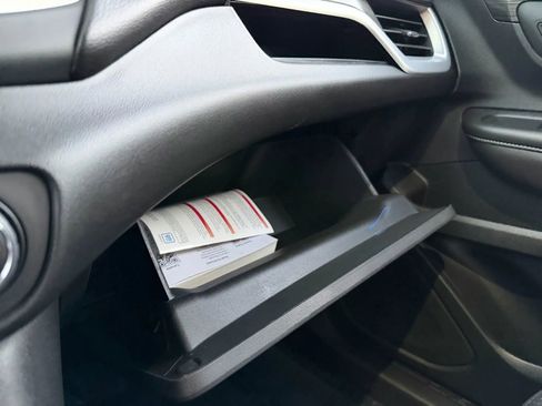 Used 2023 GMC Terrain SLE image 21