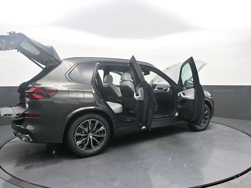New 2026 BMW X5 xDrive50e w/ M Sport Package AWD/4WD image 46