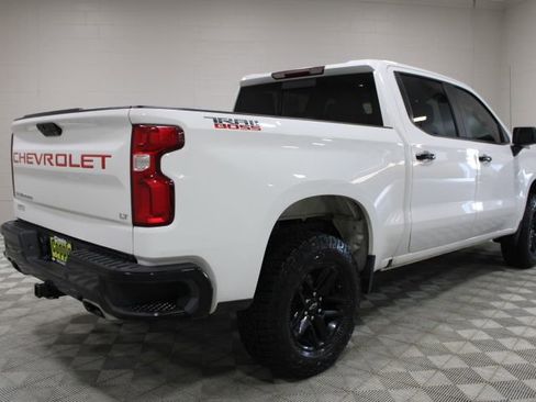 Used 2020 Chevrolet Silverado 1500 LT Trail Boss AWD/4WD image 12