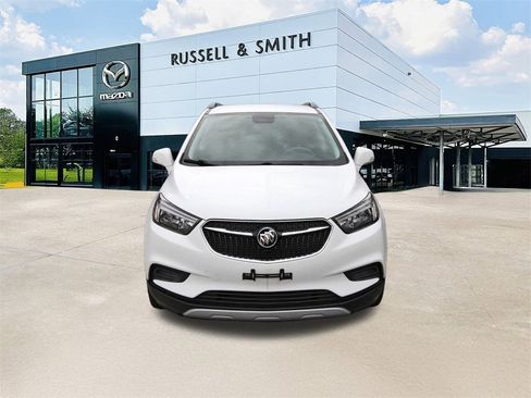 Used 2019 Buick Encore Preferred image 2