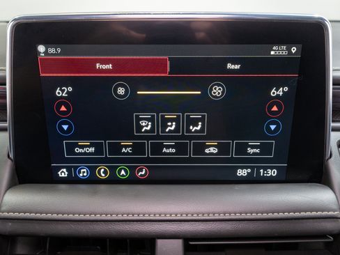 Used 2021 GMC Yukon XL SLT w/ SLT Premium Package AWD/4WD image 22