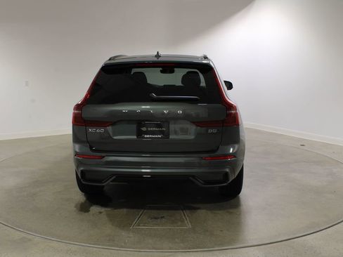 New 2026 Volvo XC60 B5 Core w/ Climate Package AWD/4WD image 4