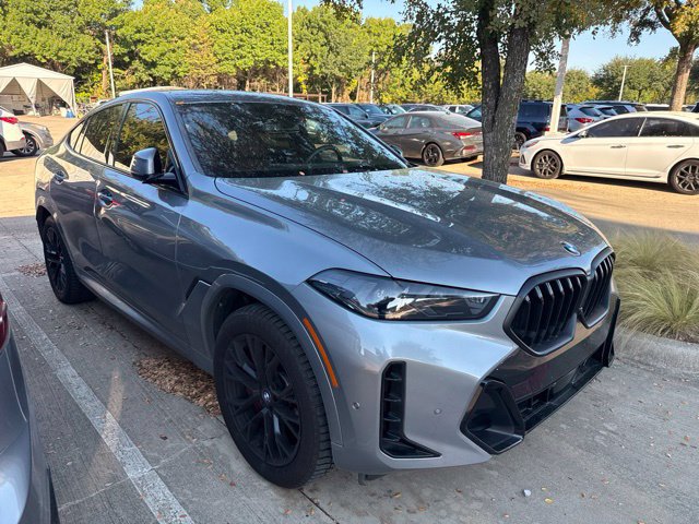 Used 2024 BMW X6 xDrive40i AWD/4WD image 2