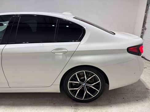 Used 2021 BMW 530i xDrive w/ M Sport Package image 6
