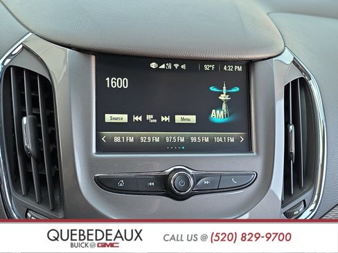 Used 2018 Chevrolet Cruze LT FWD image 17