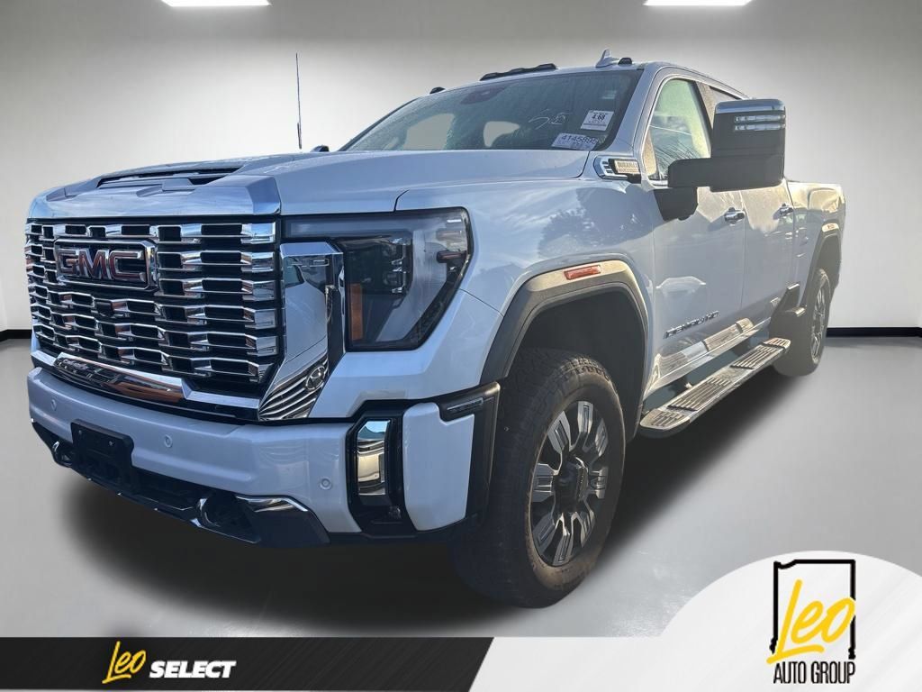 Used 2024 GMC Sierra 2500 Denali w/ Denali Reserve Package AWD/4WD image 1