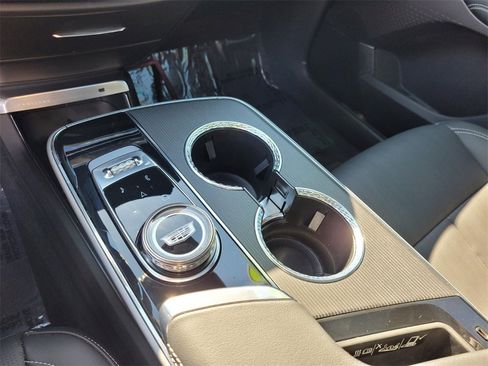 Used 2024 Cadillac Lyriq Sport image 26