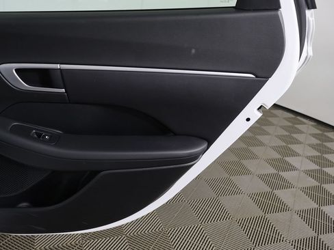Used 2025 Hyundai Sonata SEL FWD image 22