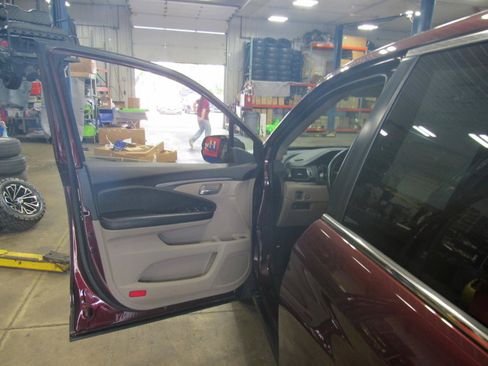 Used 2016 Honda Pilot EX-L image 11