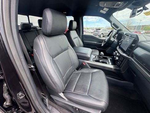 Used 2025 Ford F150 Lariat AWD/4WD image 19