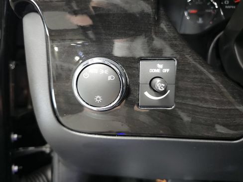 Used 2026 Chevrolet Express 2500 Extended w/ Driver Convenience Package RWD image 9