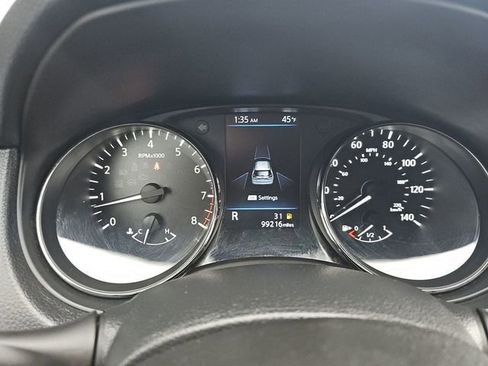 Used 2019 Nissan Rogue SV FWD image 16