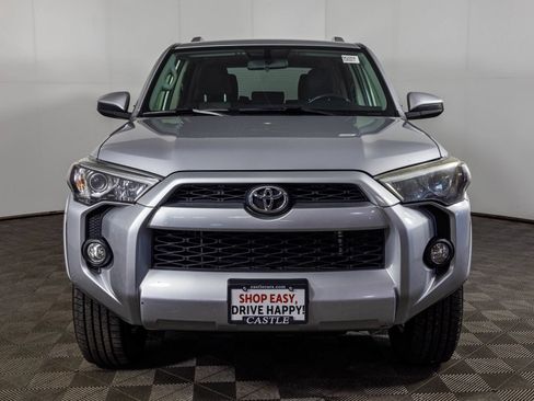 Used 2016 Toyota 4Runner SR5 AWD/4WD image 10