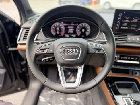 Used 2023 Audi Q5 2.0T Premium Plus w/ Premium Plus Package AWD/4WD image 29