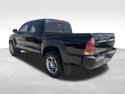 Used 2014 Toyota Tacoma PreRunner w/ Convenience Package RWD image 7