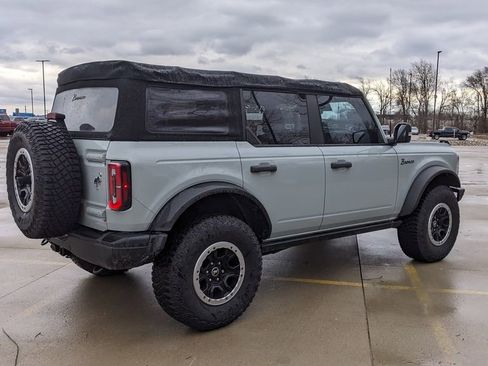 Certified 2022 Ford Bronco Badlands w/ Sasquatch Package image 3