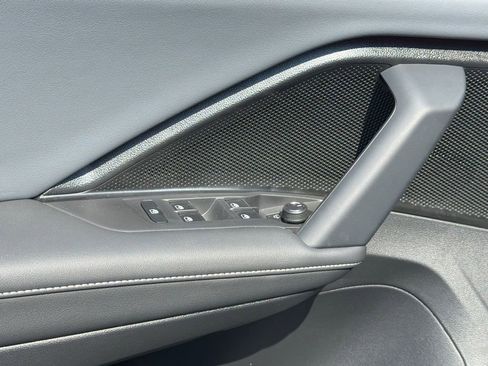 New 2026 Volkswagen Tiguan SEL R-Line AWD/4WD image 13