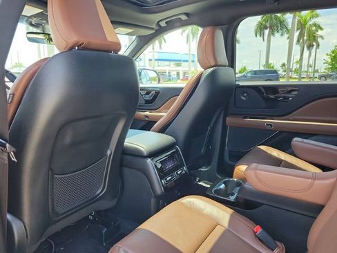 Certified 2023 Lincoln Aviator Reserve w/ Equipment Group 201A RWD image 15