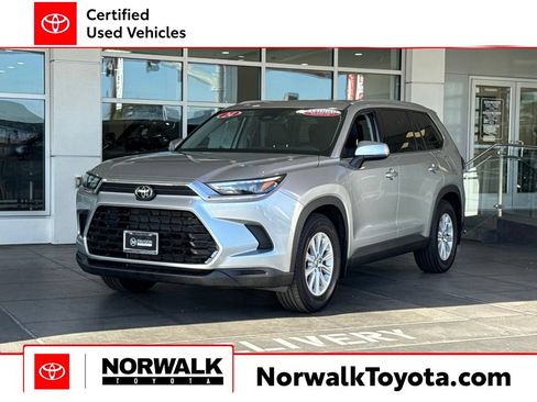 Certified 2024 Toyota Grand Highlander FWD image 1