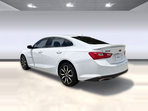 Used 2024 Chevrolet Malibu RS FWD image 3