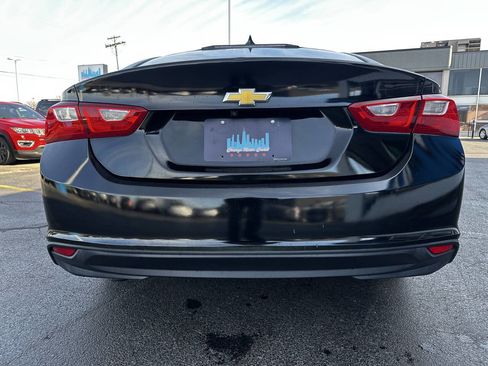 Used 2018 Chevrolet Malibu LT image 18
