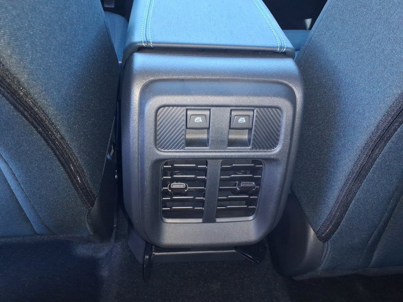 New 2026 Ford Bronco Heritage Edition AWD/4WD image 8