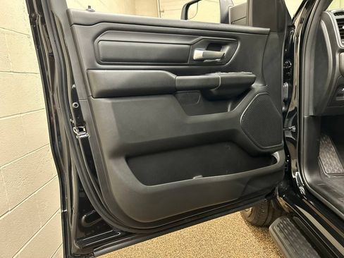 New 2026 RAM 1500 Express AWD/4WD image 13