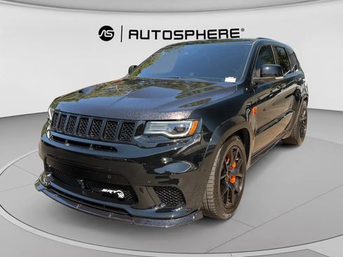 Used 2018 Jeep Grand Cherokee Trackhawk AWD/4WD image 3