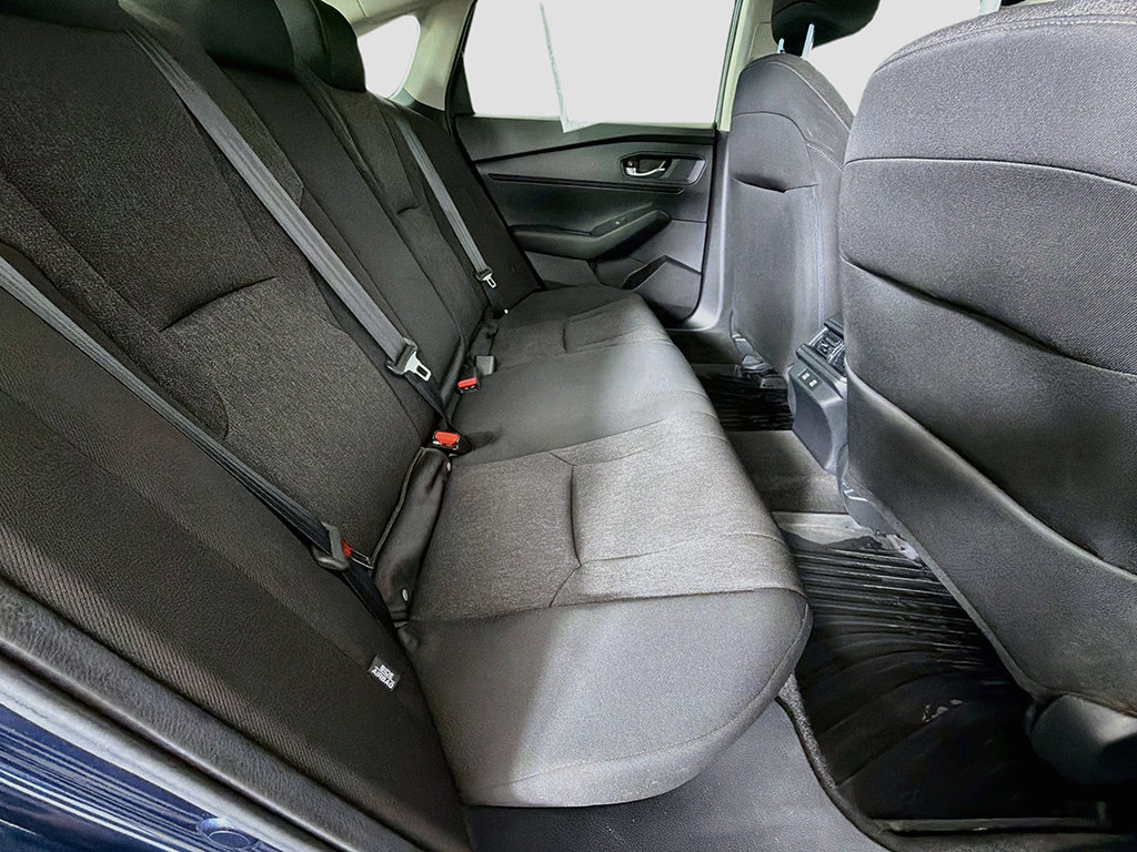 Used 2025 Honda Accord SE image 27