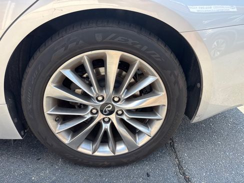 Used 2020 INFINITI Q50 Luxe RWD image 18