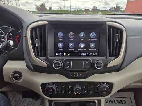 Used 2024 GMC Terrain Denali w/ Denali Premium Package AWD/4WD image 27