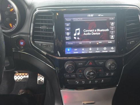 Used 2020 Jeep Grand Cherokee SRT image 11