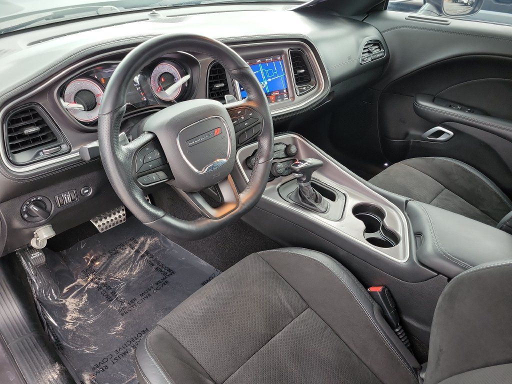 Used 2022 Dodge Challenger R/T Scat Pack RWD image 21