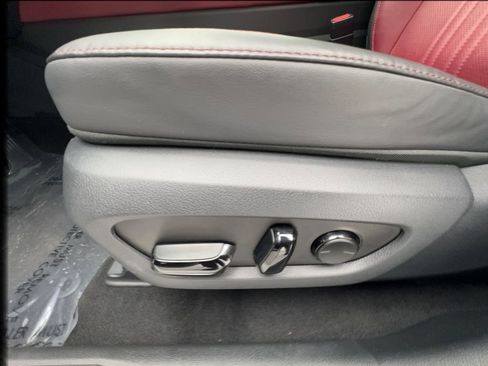 Used 2024 Lexus NX 250 FWD w/ Towing Package (2000 Lbs) image 20