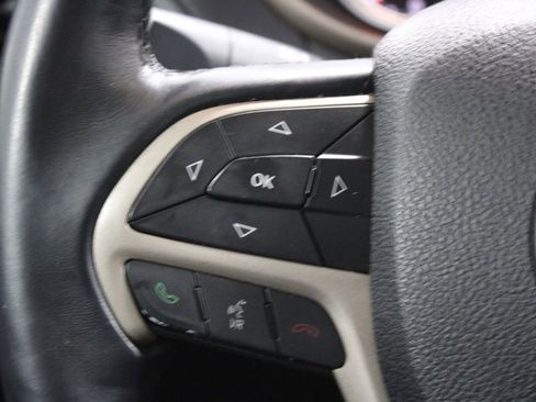 Used 2016 Jeep Cherokee Latitude image 30