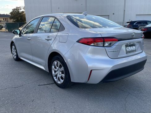 Used 2024 Toyota Corolla LE image 5