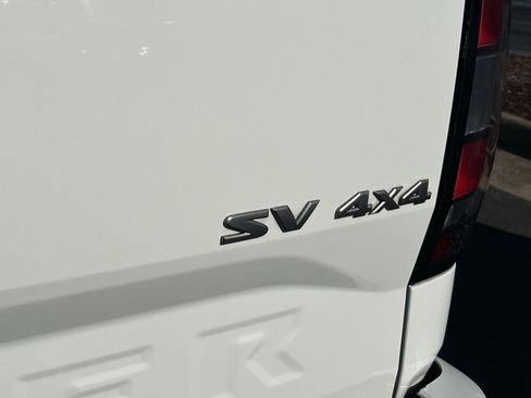 Used 2023 Nissan Frontier SV w/ Tow Package image 23