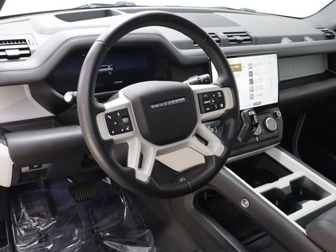 Certified 2026 Land Rover Defender 110 S AWD/4WD image 7