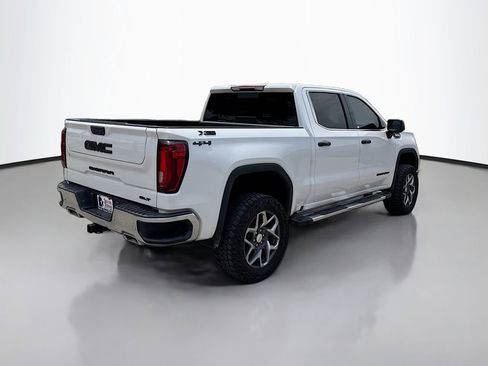 Used 2024 GMC Sierra 1500 SLT AWD/4WD image 7