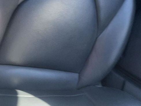 Used 2023 Toyota Highlander XLE image 23