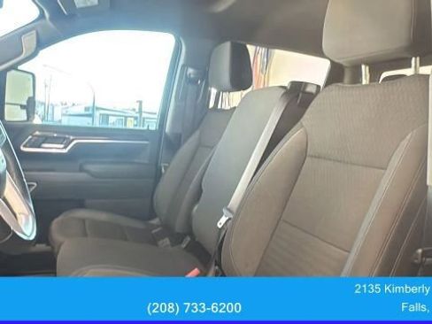 Used 2025 GMC Sierra 2500 SLE AWD/4WD image 19
