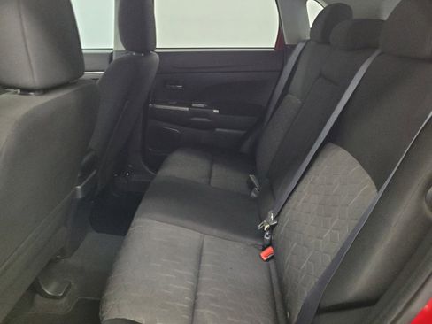 Used 2020 Mitsubishi Outlander Sport SE FWD image 18