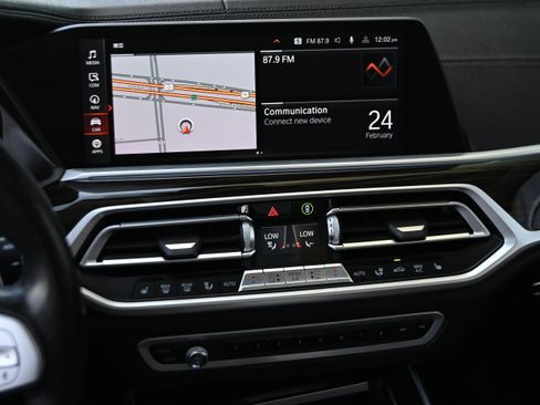 Used 2020 BMW X7 xDrive40i w/ Premium Package image 22