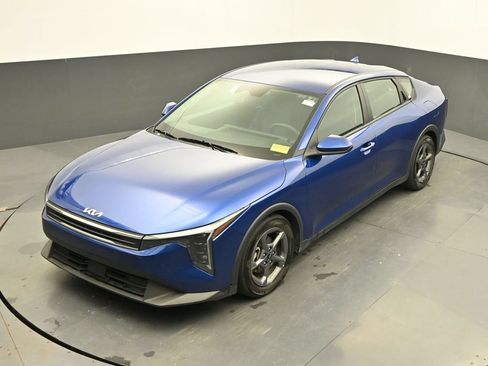 Used 2025 Kia K4 FWD image 28