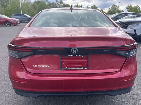 Used 2025 Honda Accord LX image 5