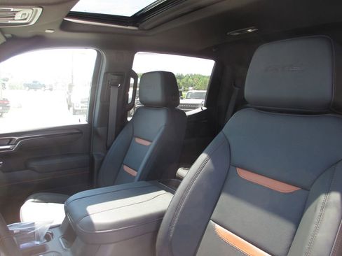 New 2026 GMC Sierra 1500 AT4 w/ AT4 Premium Package AWD/4WD image 13