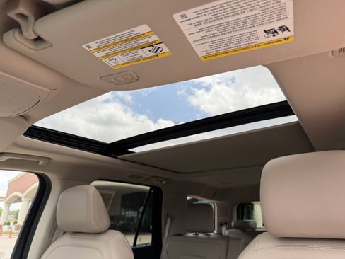 Used 2023 Ford Expedition Limited RWD image 31