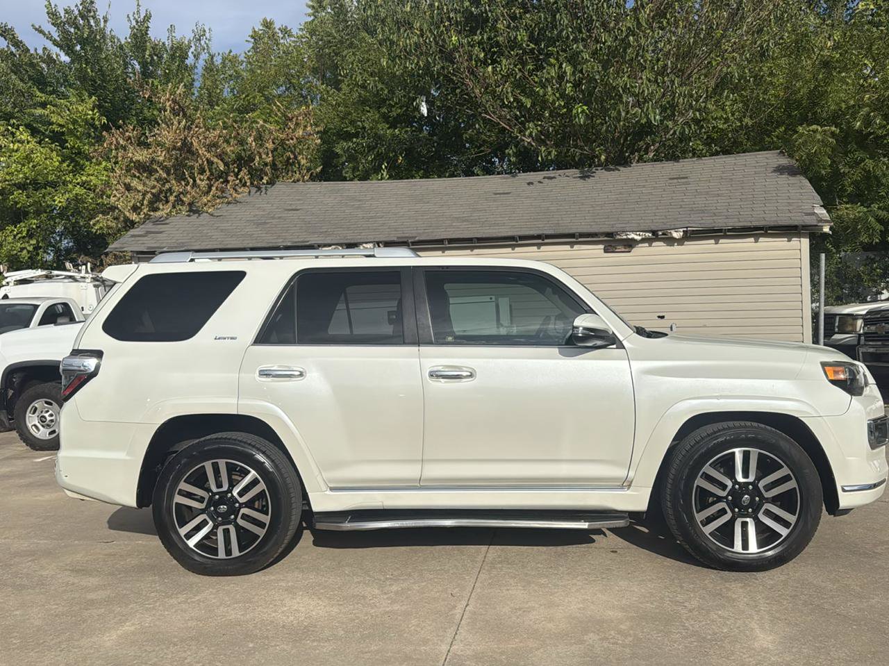 Used 2018 Toyota 4Runner Limited RWD image 4