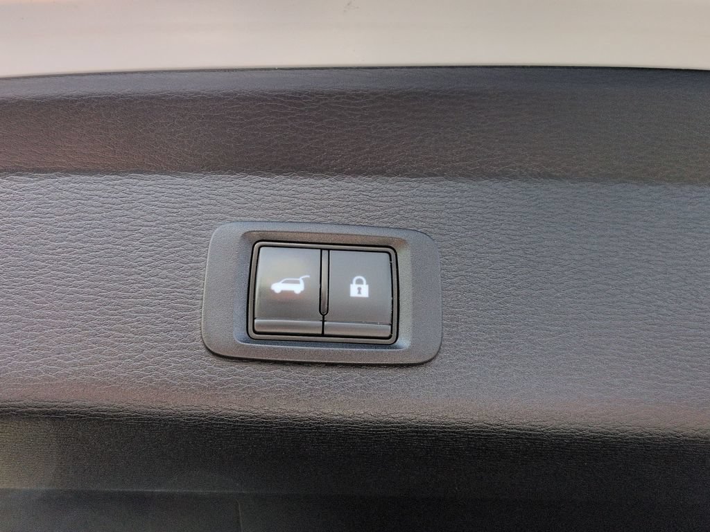Used 2023 Mitsubishi Outlander SE Black Edition AWD/4WD image 31