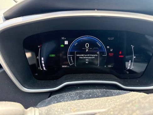 Used 2025 Toyota Corolla XLE FWD image 7